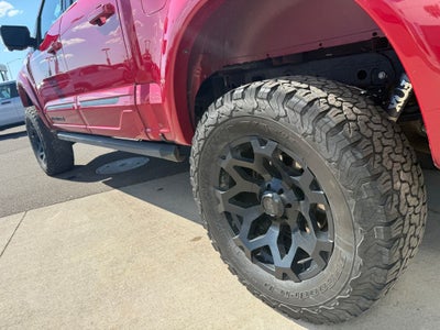 2023 Ford F-150 Lariat Black Ops