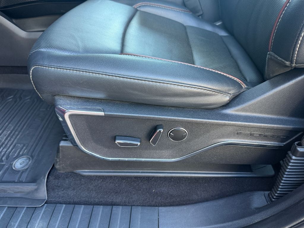 2023 Ford F-150 Lariat Black Ops