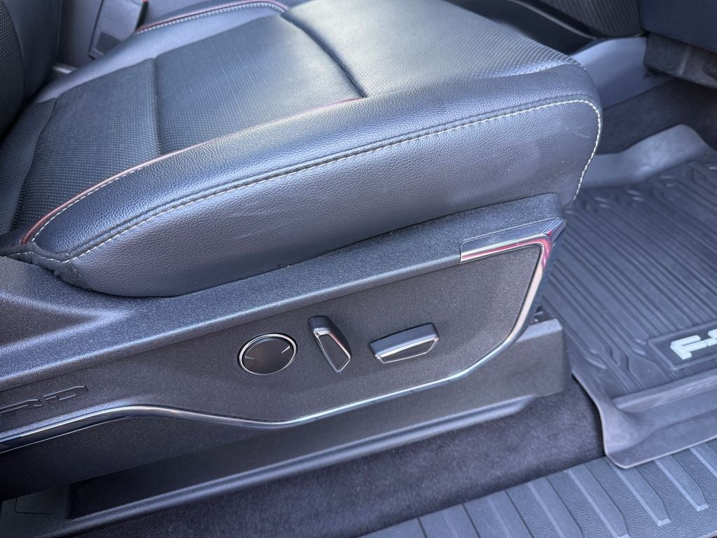 2023 Ford F-150 Lariat Black Ops