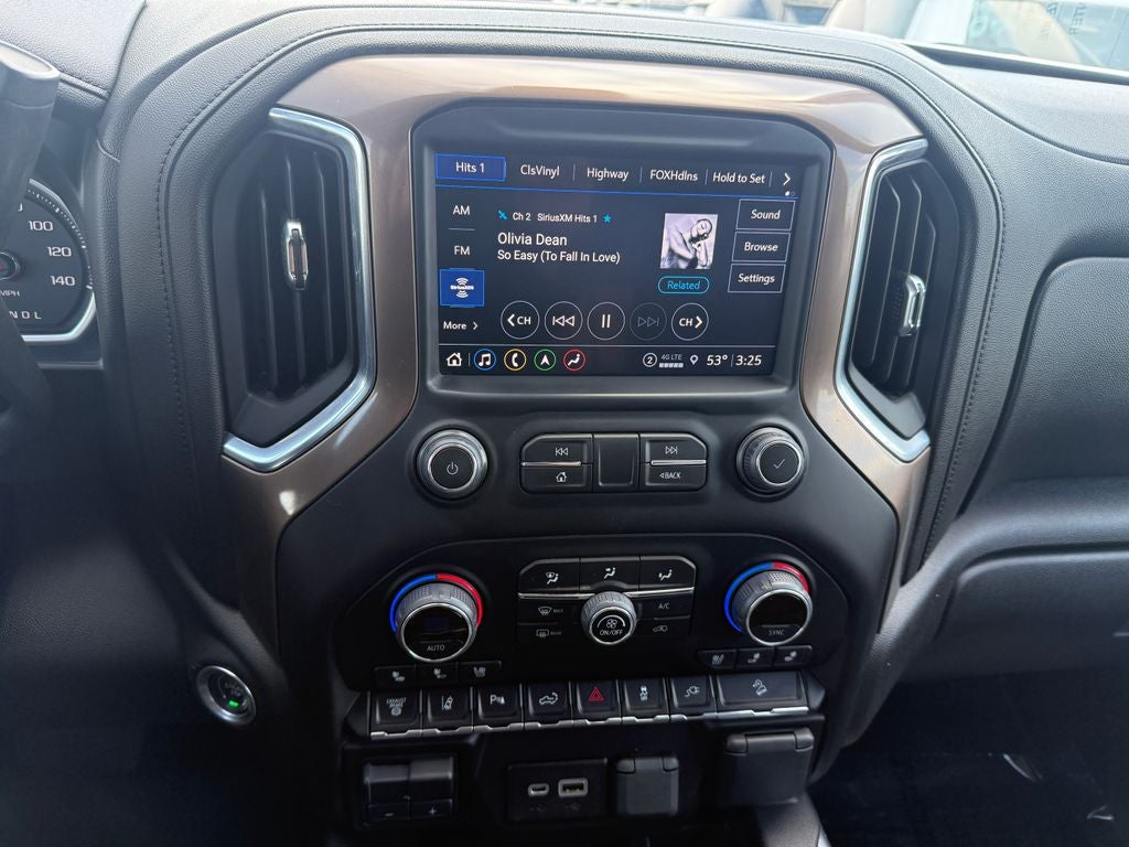 2022 Chevrolet Silverado 3500HD High Country