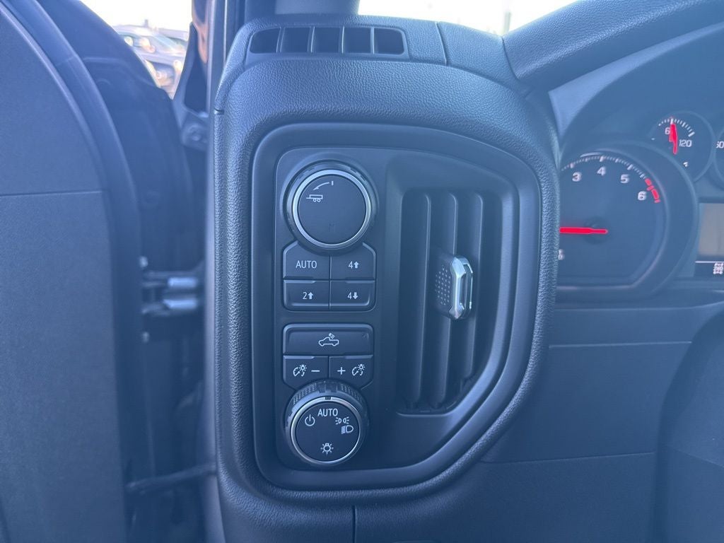 2019 Chevrolet Silverado 1500 Custom Trail Boss