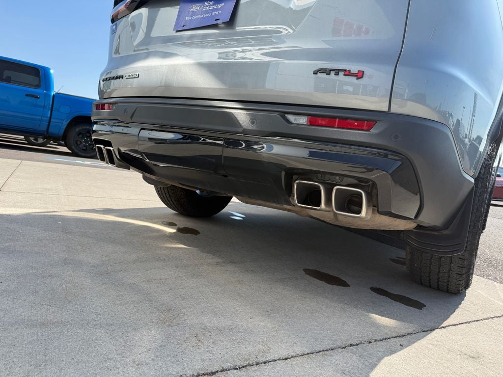 2025 GMC Acadia AT4