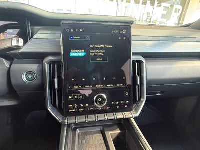 2025 GMC Acadia AT4