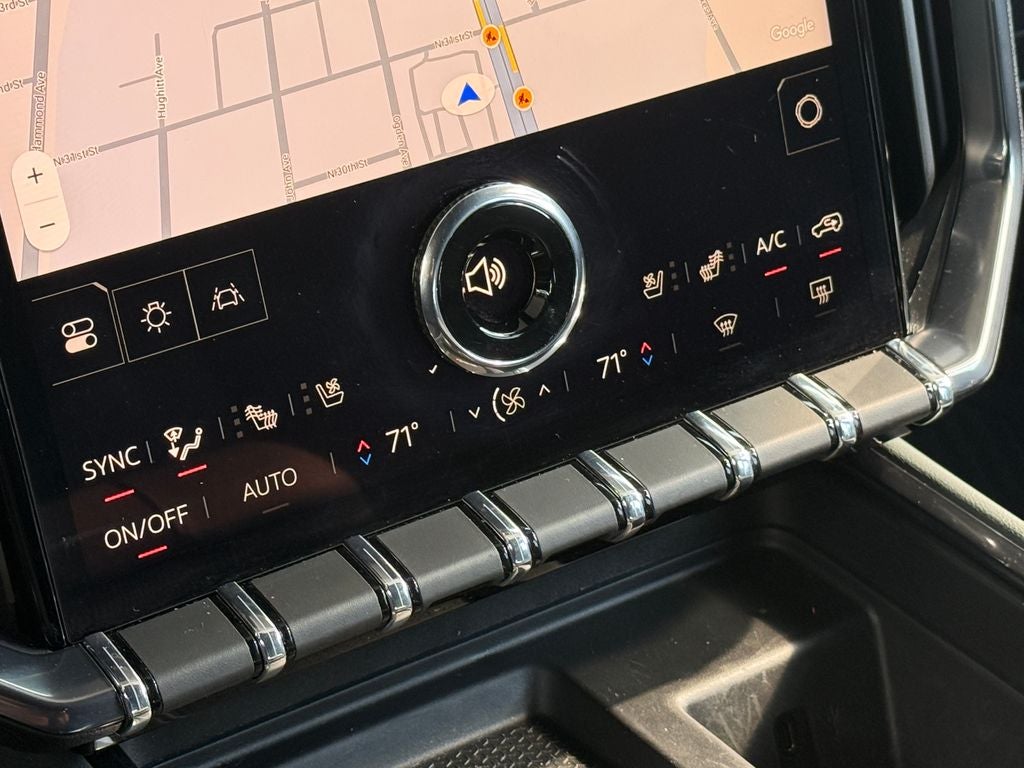 2025 GMC Acadia AT4