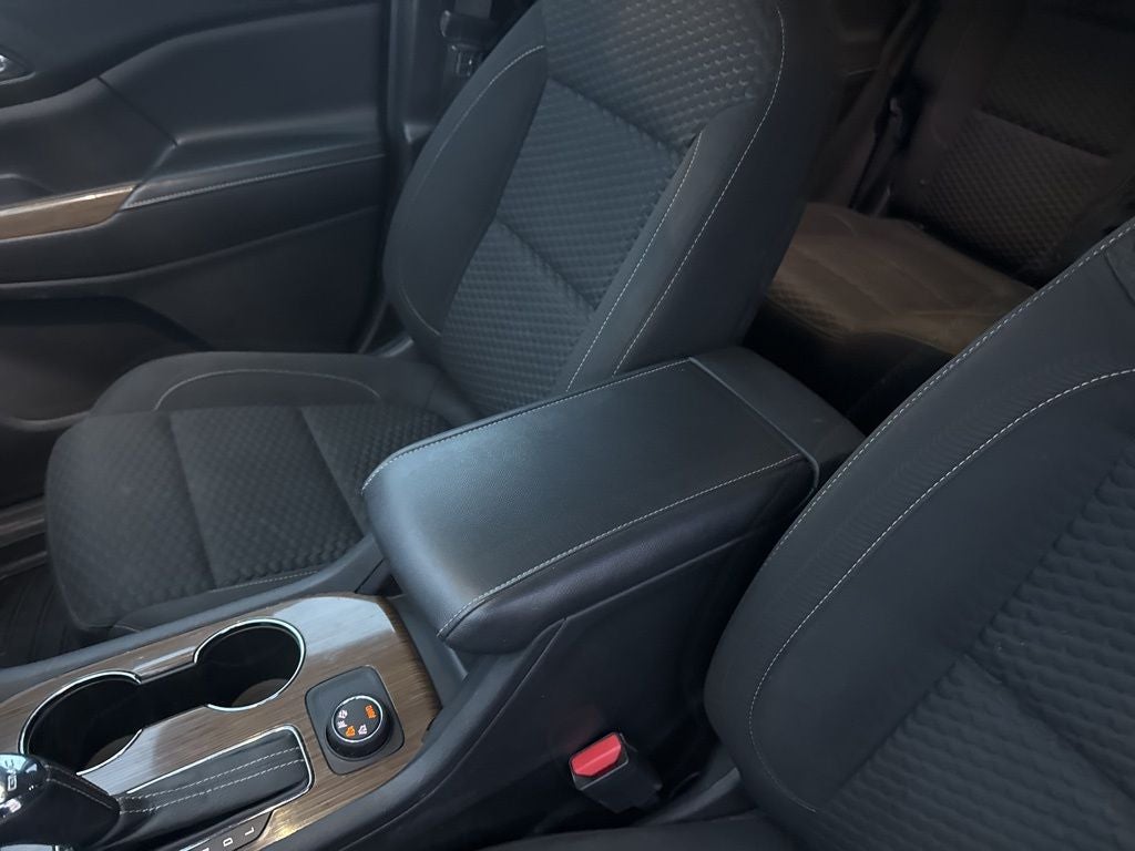 2018 GMC Acadia SLE-2