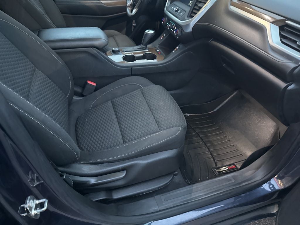 2018 GMC Acadia SLE-2