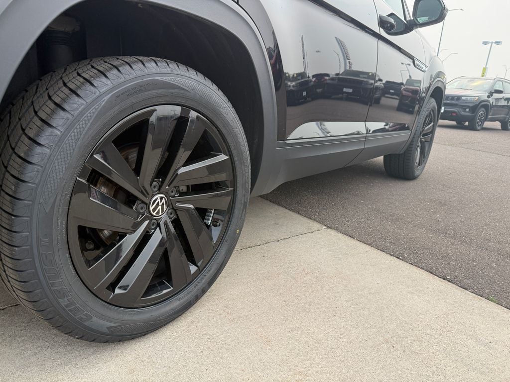 2022 Volkswagen Atlas Cross Sport 3.6L V6 SE w/Technology