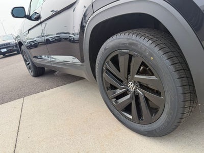 2022 Volkswagen Atlas Cross Sport 3.6L V6 SE w/Technology
