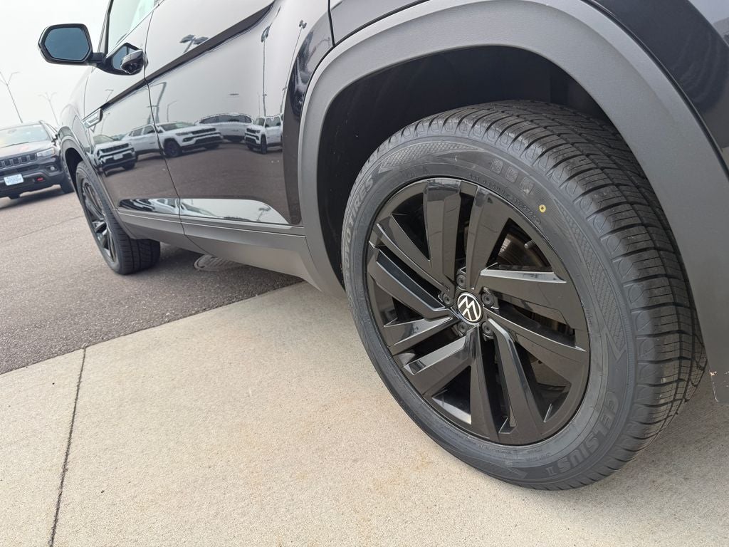 2022 Volkswagen Atlas Cross Sport 3.6L V6 SE w/Technology