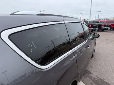 2021 Chrysler Pacifica Hybrid Touring L