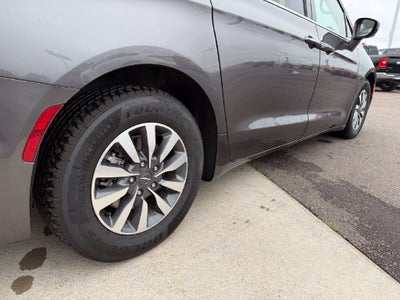 2021 Chrysler Pacifica Hybrid Touring L