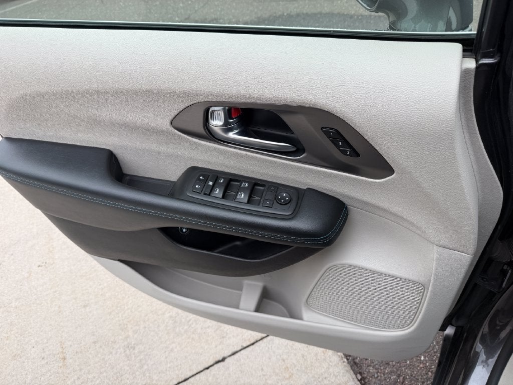 2021 Chrysler Pacifica Hybrid Touring L