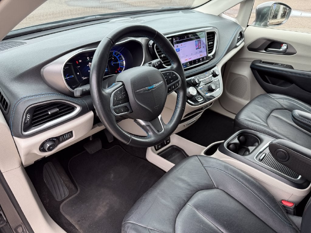 2021 Chrysler Pacifica Hybrid Touring L