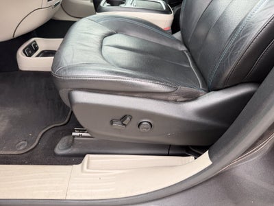2021 Chrysler Pacifica Hybrid Touring L