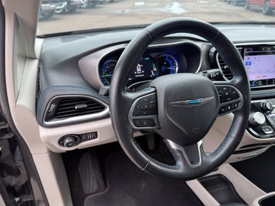 2021 Chrysler Pacifica Hybrid Touring L
