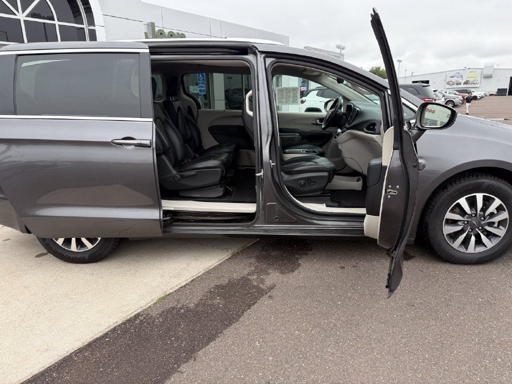 2021 Chrysler Pacifica Hybrid Touring L
