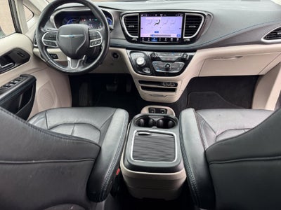 2021 Chrysler Pacifica Hybrid Touring L