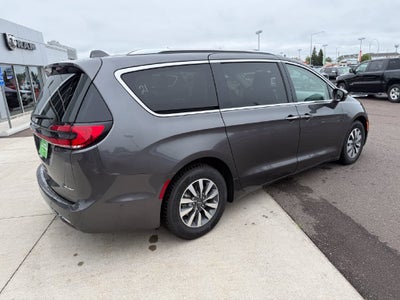 2021 Chrysler Pacifica Hybrid Touring L