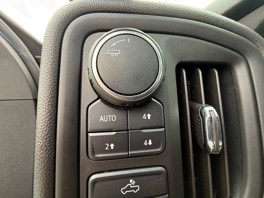 2025 Chevrolet Silverado 1500 Custom Trail Boss