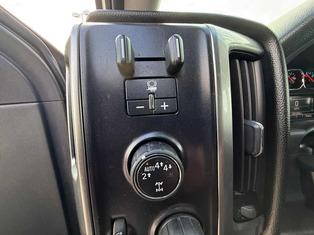 2018 Chevrolet Silverado 1500 LT LT1