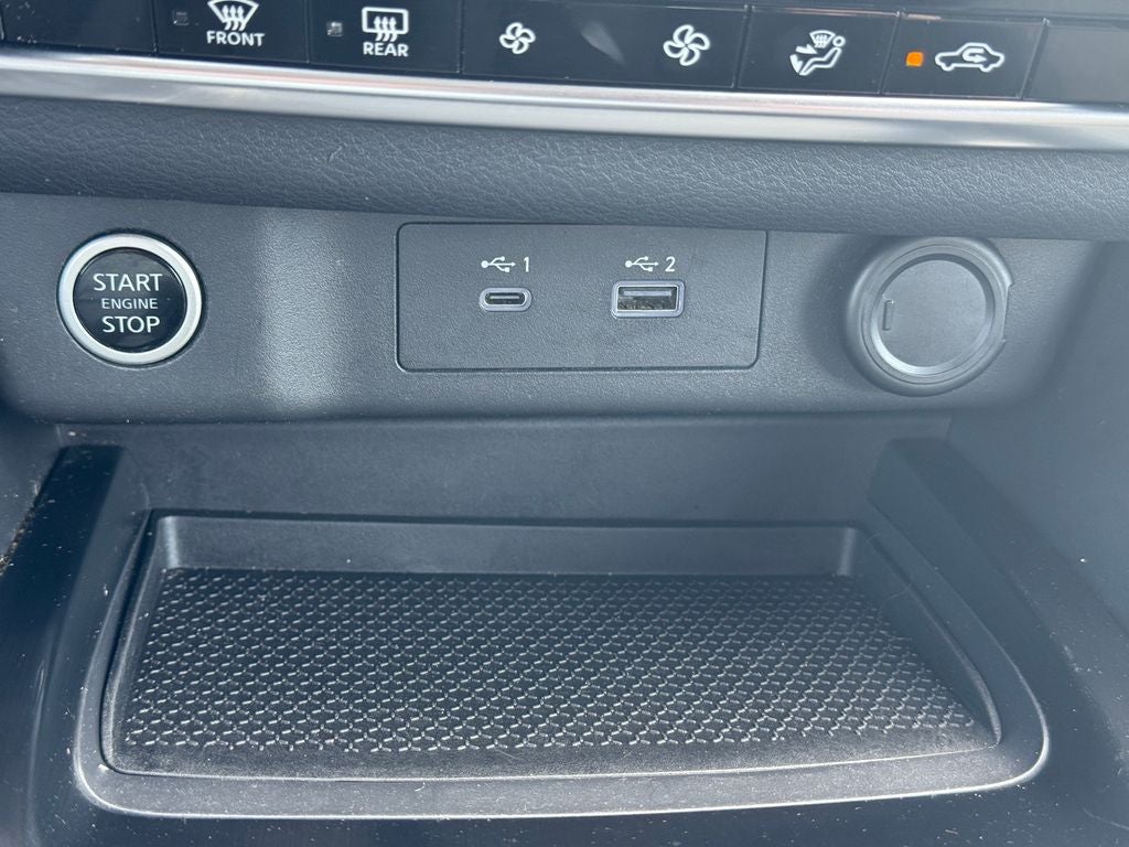 2022 Nissan Rogue SV