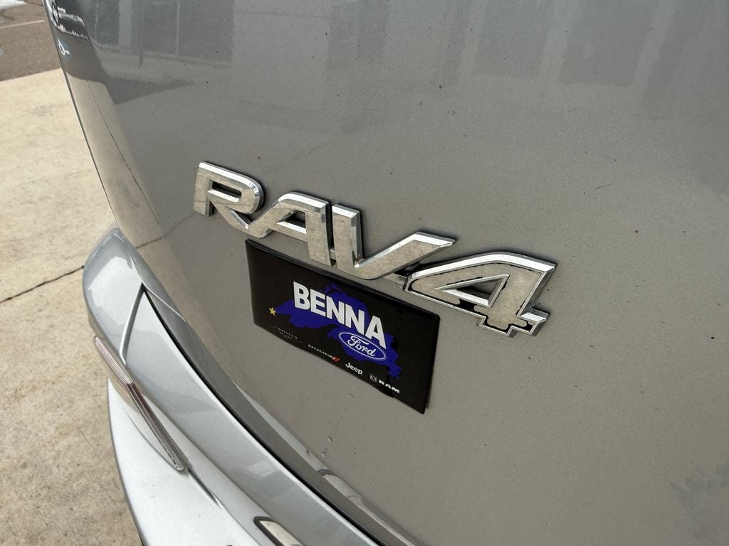 2018 Toyota RAV4 Hybrid XLE