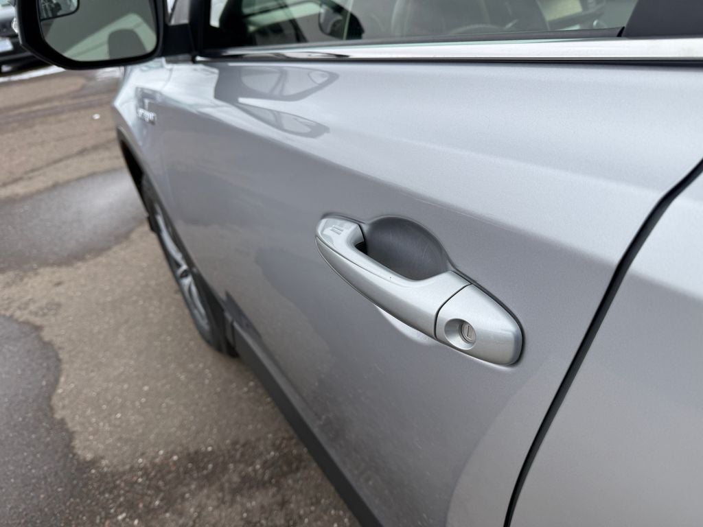 2018 Toyota RAV4 Hybrid XLE