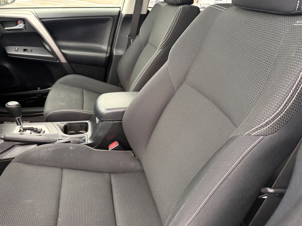 2018 Toyota RAV4 Hybrid XLE