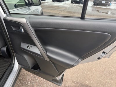 2018 Toyota RAV4 Hybrid XLE