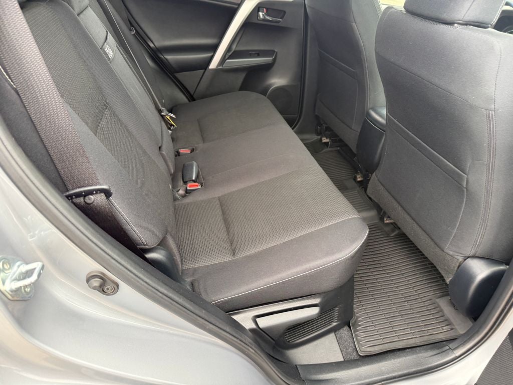 2018 Toyota RAV4 Hybrid XLE