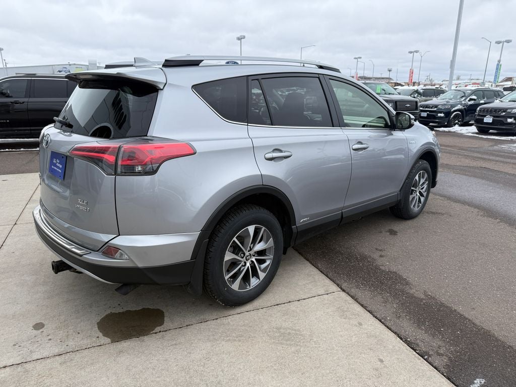 2018 Toyota RAV4 Hybrid LE