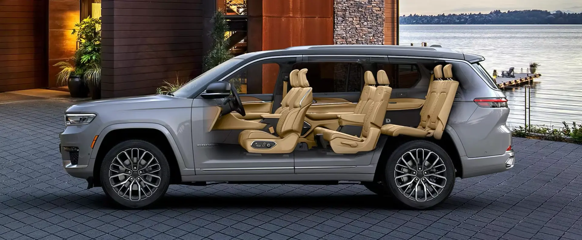 Profile View of the 2025 Jeep Grand Cherokee L 3 Row SUV