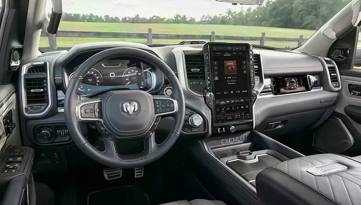 2025 Ram 1500 Technology in the Front Dash and Cabin